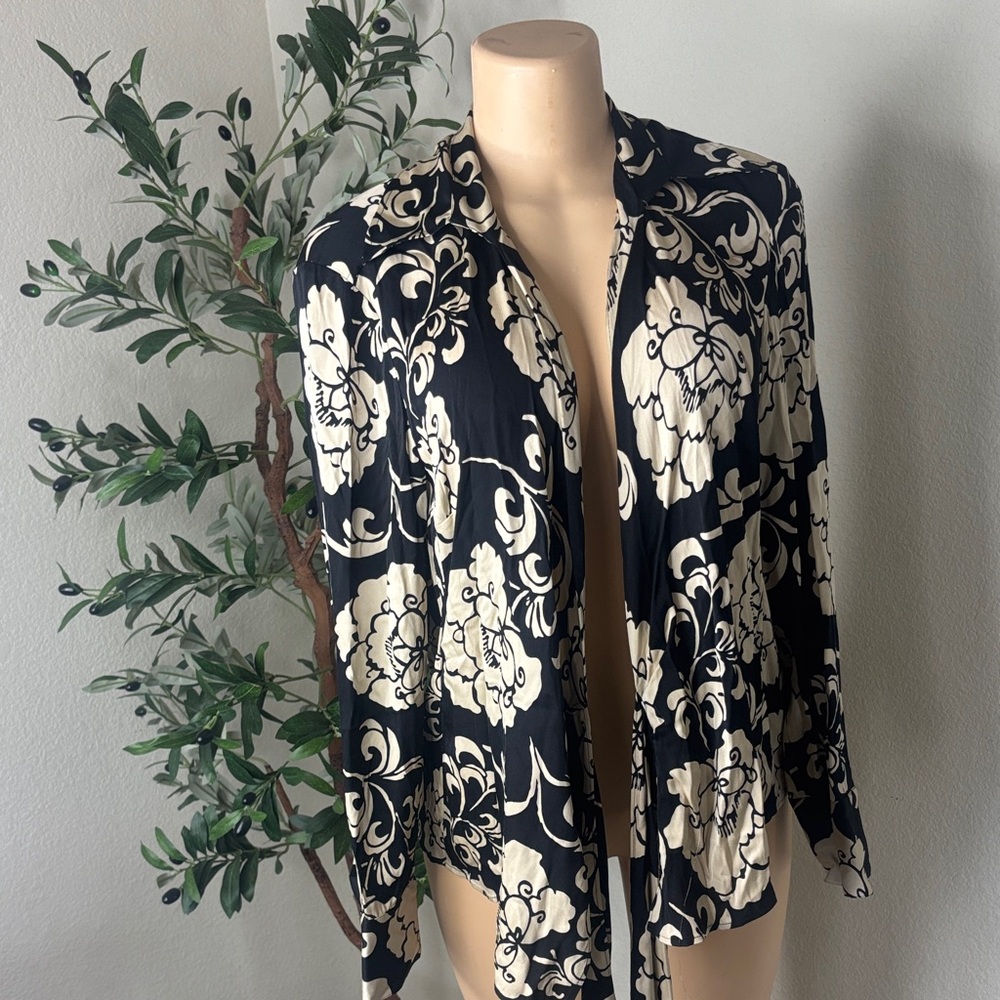 Ann Taylor Black and Cream Floral High Low Skirt